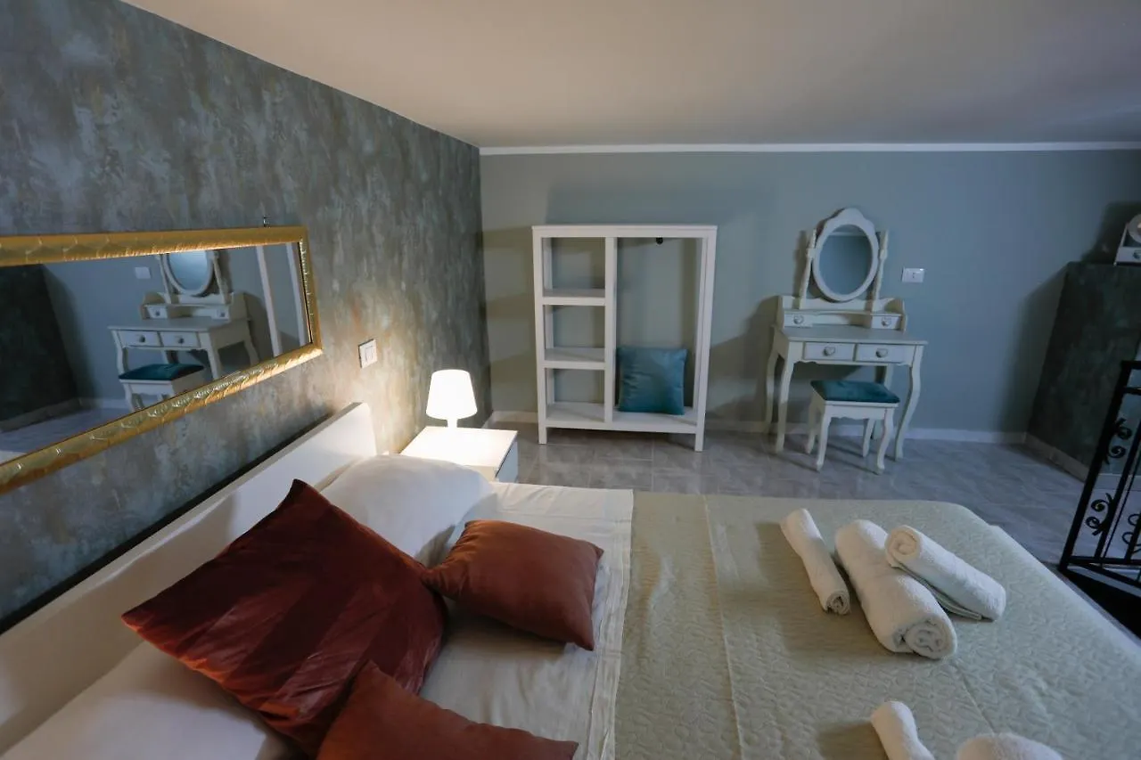 Bella Sicilia2 Apartment Palermo Italy